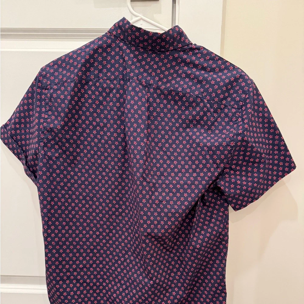 J. Crew Men's Navy and Pink Button Down Shirt